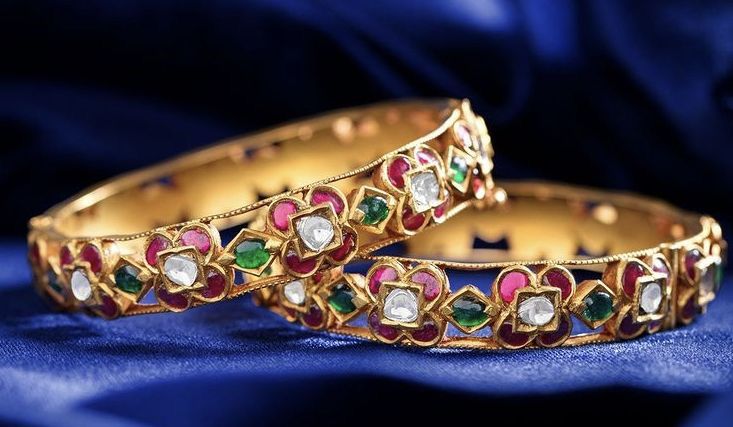 Jadau Bangals gold bangles Kolhapur — Surajmal Fulchand Jewellers design 1