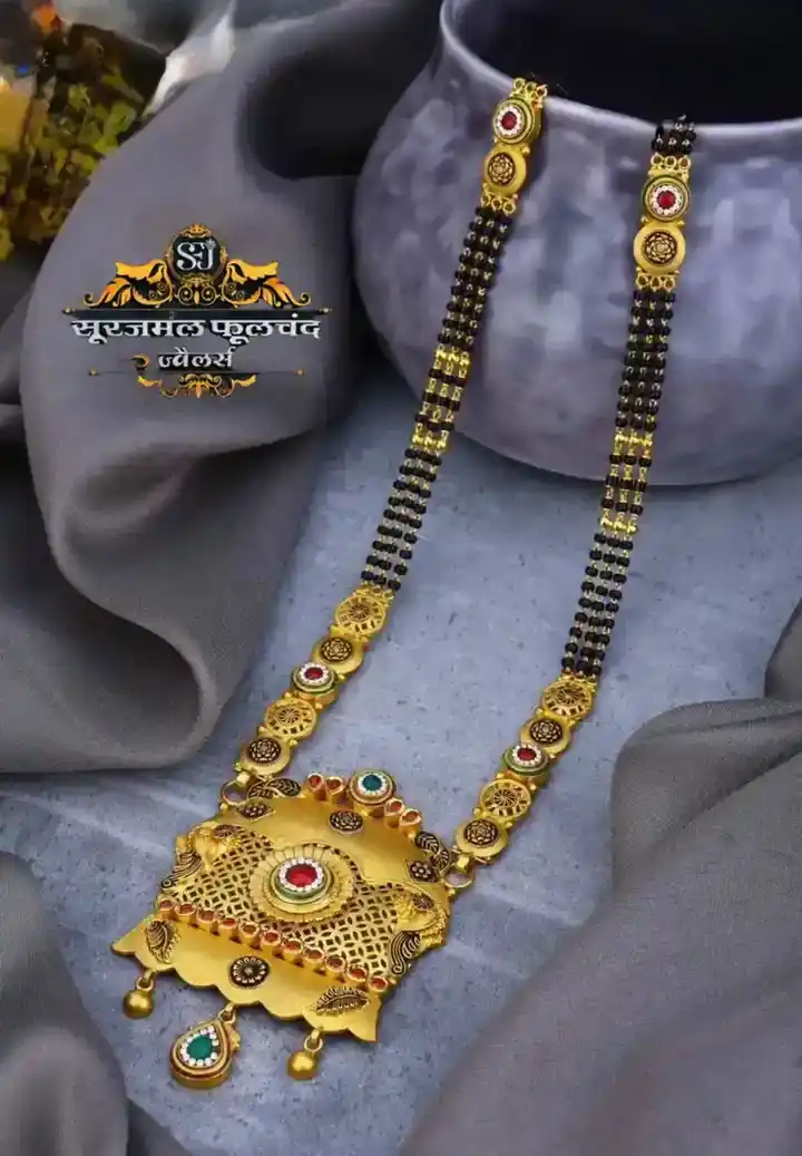 Antique Jadau Mangalsutra 22K gold design 4