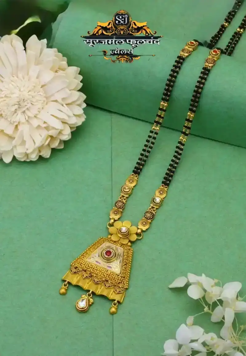 Antique Jadau Mangalsutra 22K gold design 6