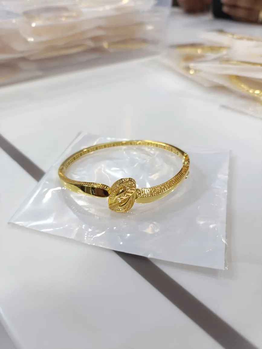Feathercast gold kada design 3
