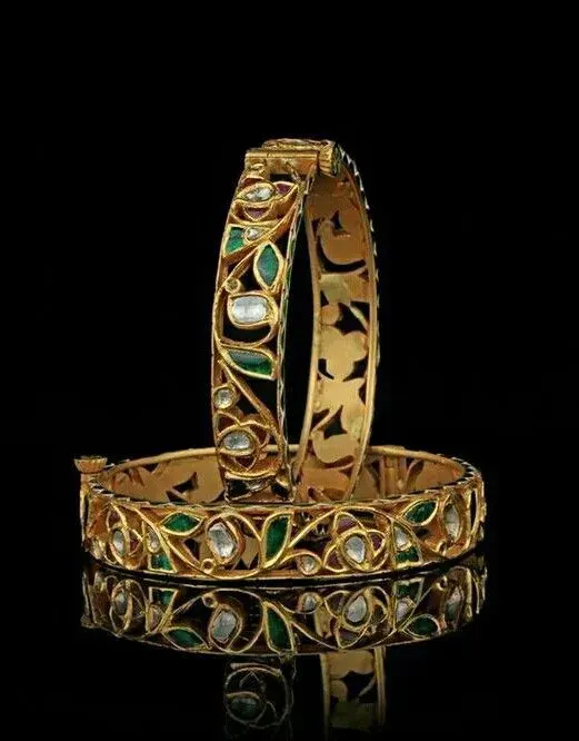 Jadau Bangals 22K gold Kolhapur design 1