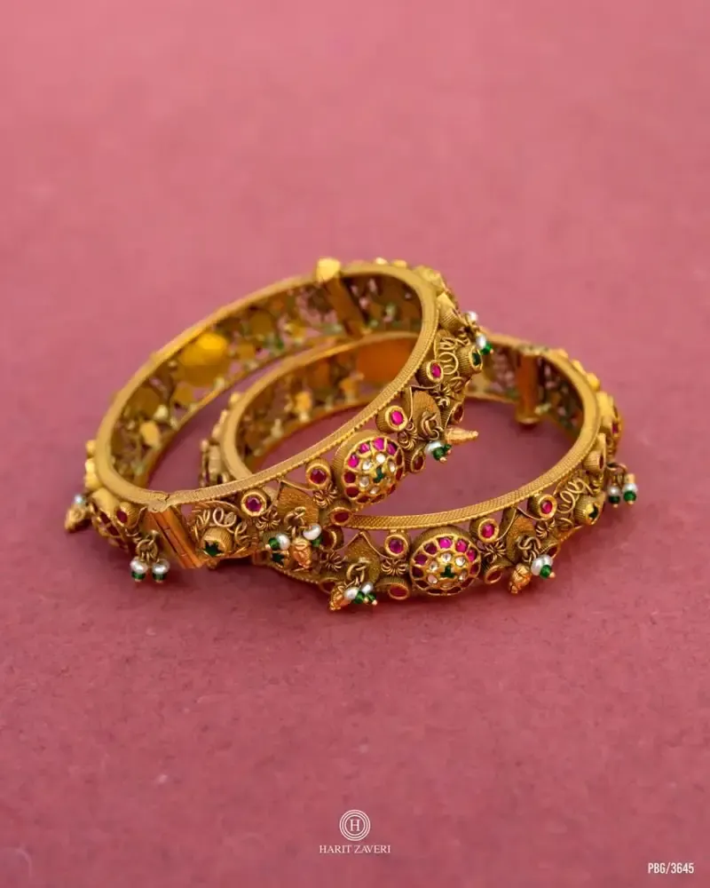 Jadau Bangals 22K gold Kolhapur design 4
